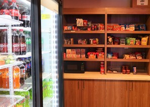 Snack bar
