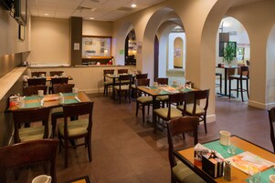 包含每日欧式早餐