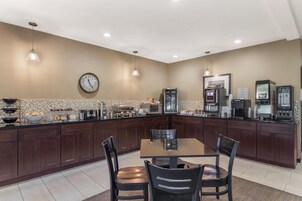 Desayuno buffet incluido todos los días 