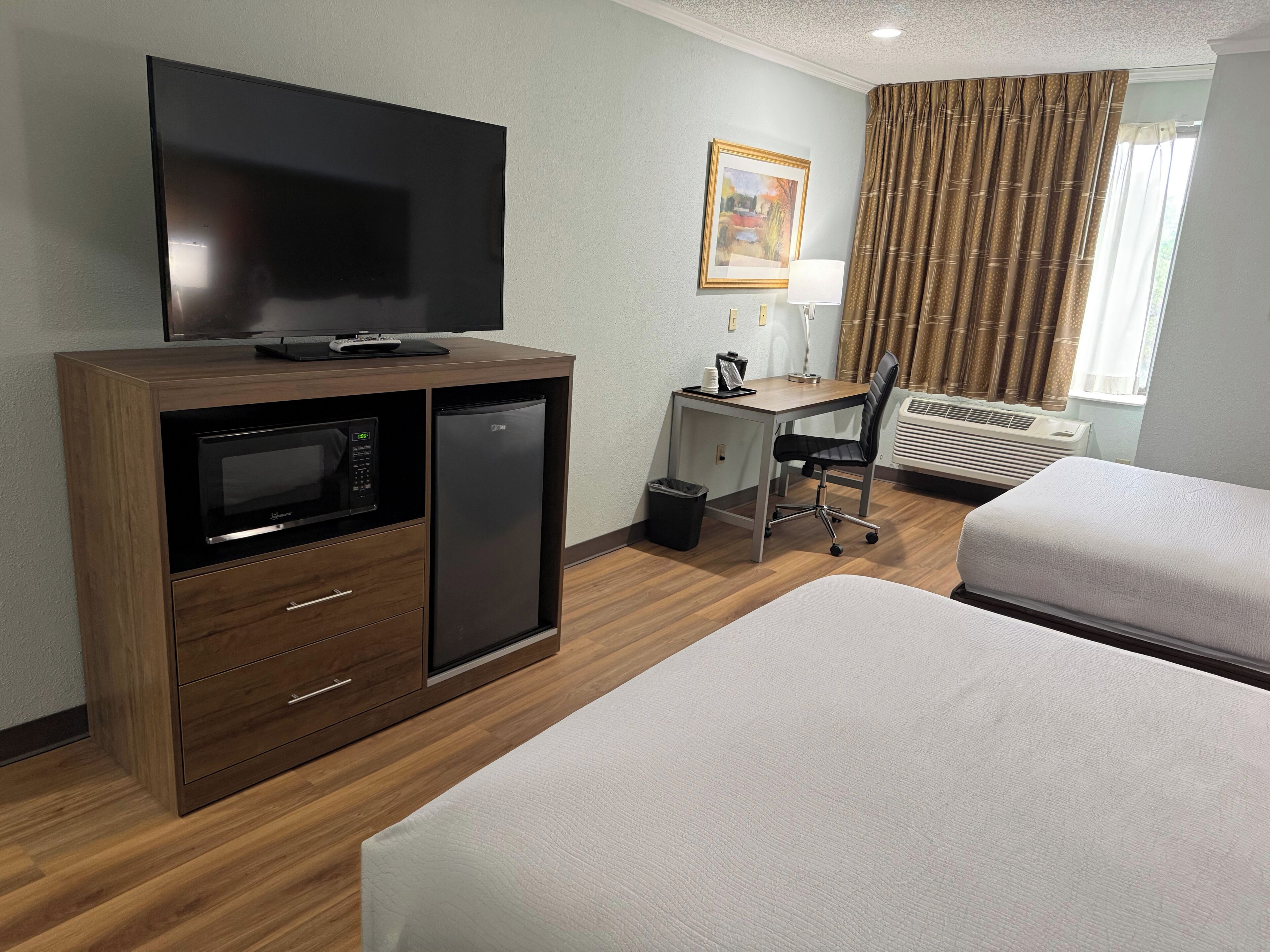 Soundproofing, iron/ironing board, free WiFi, bed sheets