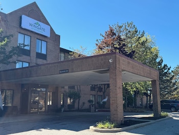 Wingate by Wyndham Livonia
