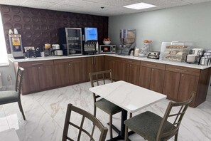 Free daily buffet breakfast