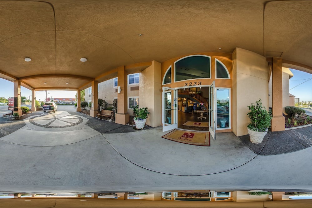Clarion Hotel By Humboldt Bay