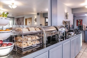 Desayuno continental incluido todos los días