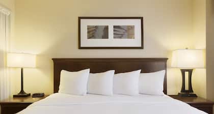 Country Inn & Suites by Radisson, Owatonna, MN
