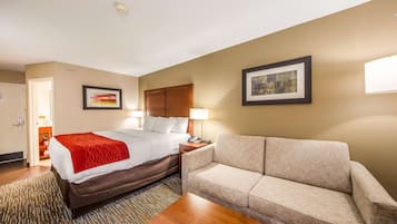 1 King Bed, Nonsmoking, Upgrade | Hochwertige Bettwaren, Schreibtisch, laptopgeeigneter Arbeitsplatz