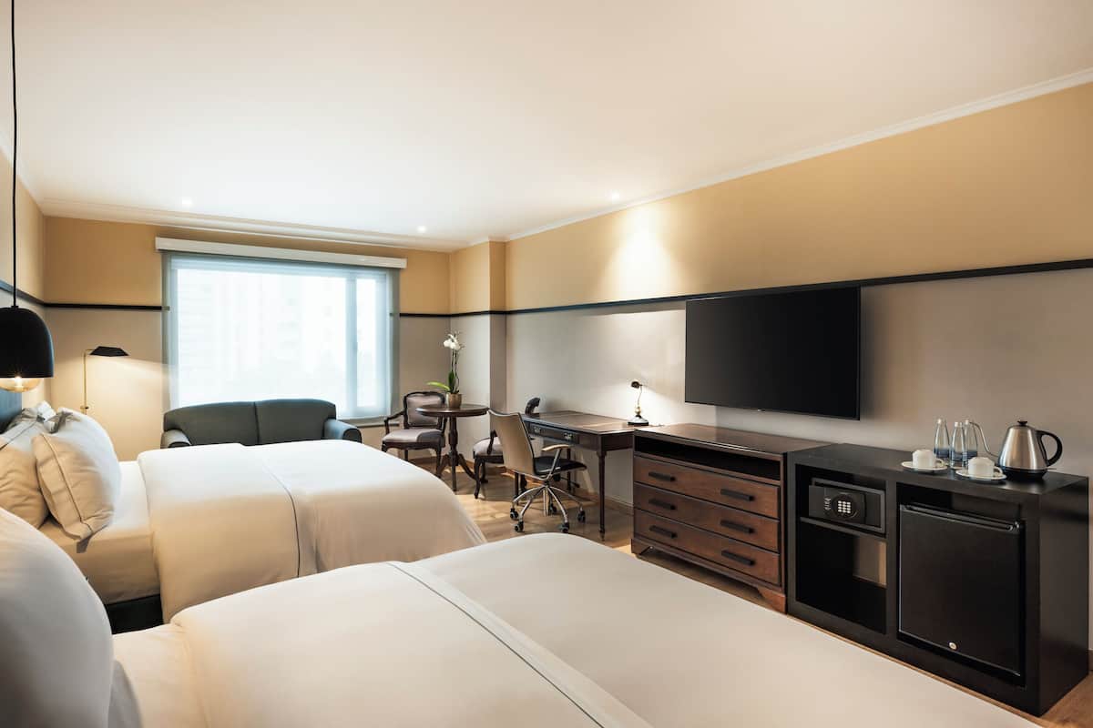 Superior Room, 2 Single Beds | Premium bedding, minibar, in-room safe, desk