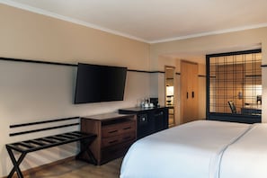 Executive Room, 1 Queen Bed | View from room
