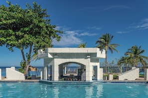 Poolside bar