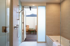 Villa, Multiple Beds (Fairway, Suite) | Bathroom | Designer toiletries, hair dryer, bathrobes, slippers - The Quail (Carmel)
