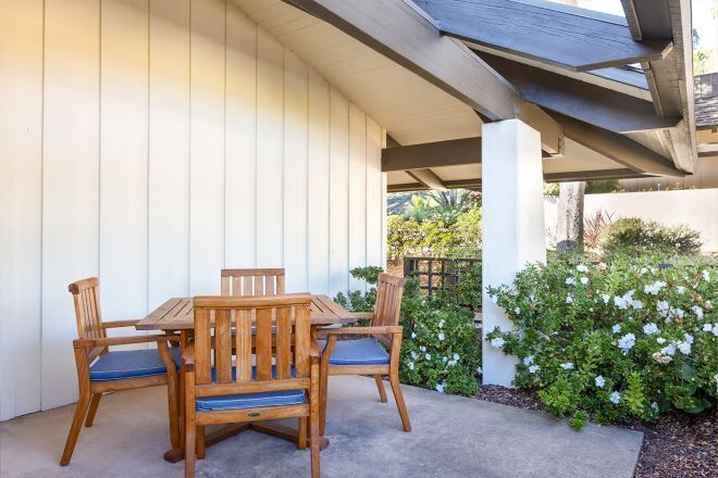 Outdoor dining | 2 restaurants, breakfast, lunch, dinner served; Californian cuisine