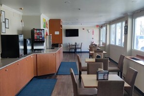 Salle à déjeuner