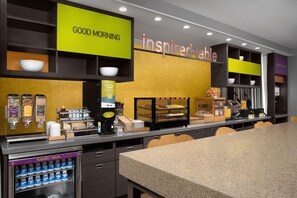 Free daily continental breakfast