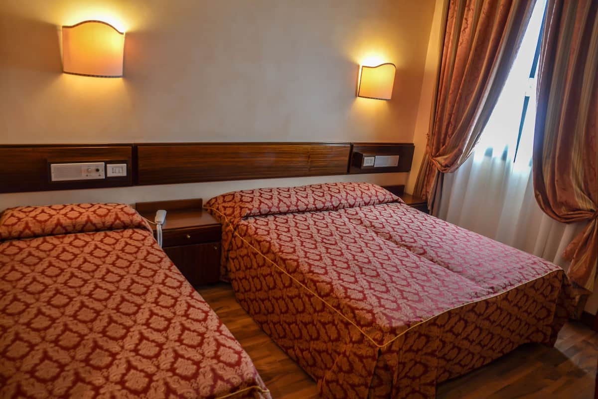 Down comforters, minibar, in-room safe, desk