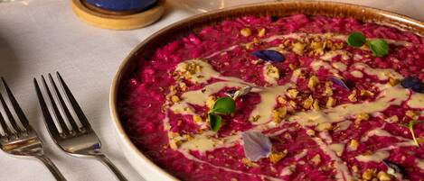 Café da manhã, almoço e jantar