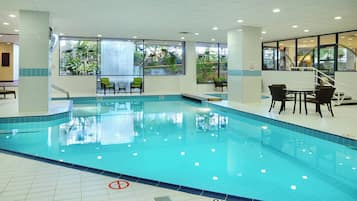 Indendørs pool