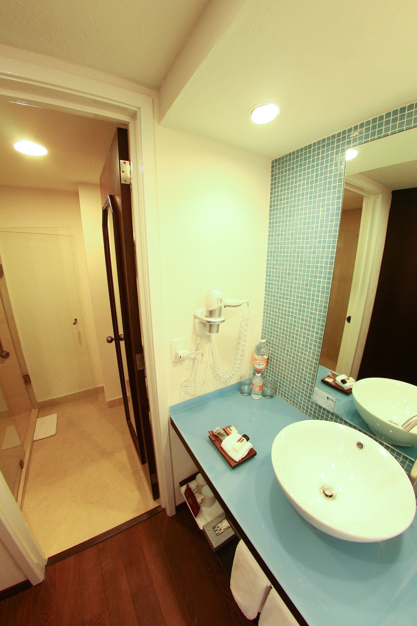 shower, free toiletries, hair dryer, bathrobes