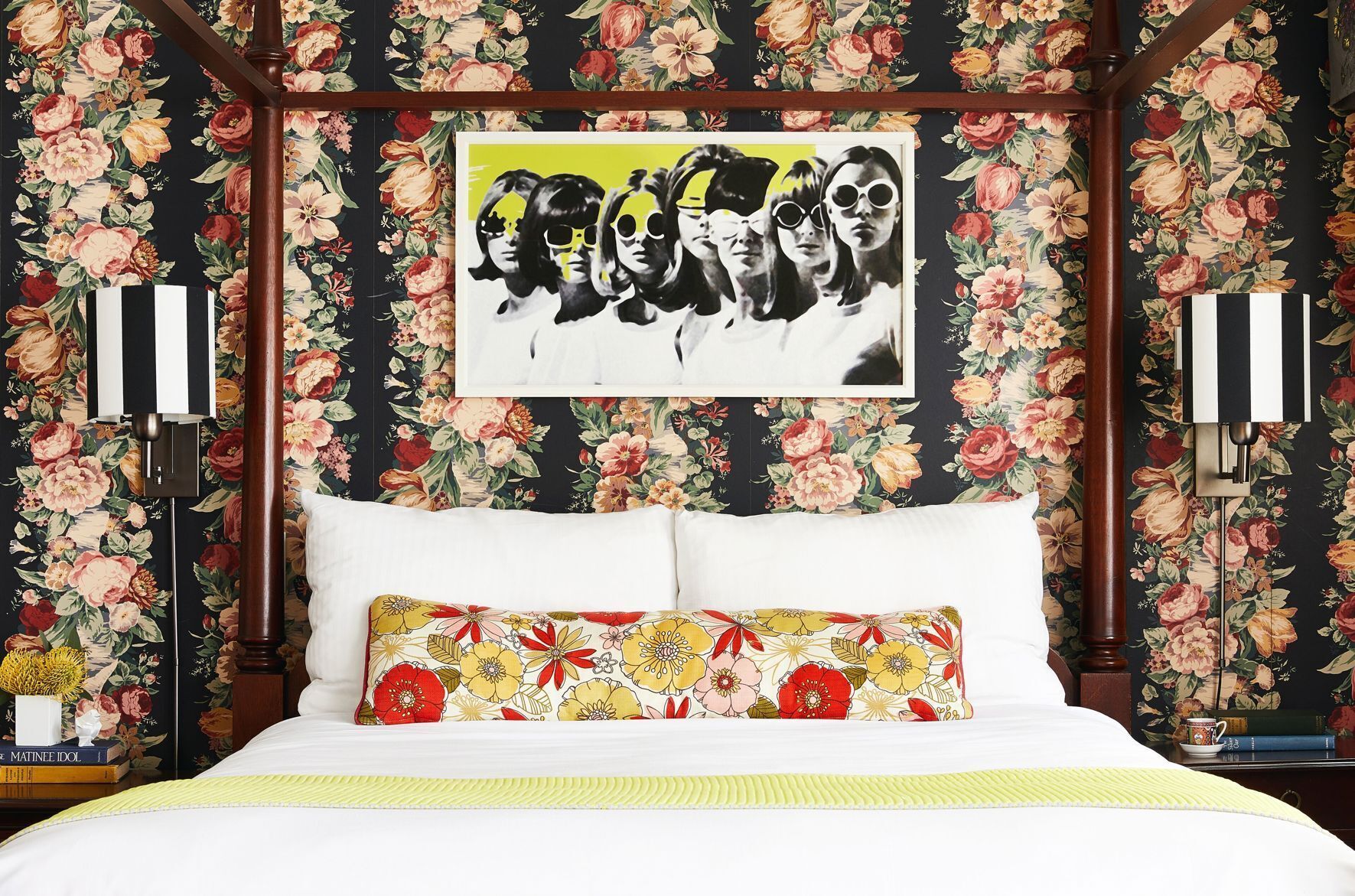 Lakens van Egyptisch katoen, luxe beddengoed, een kluis op de kamer