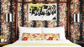 Egyptian cotton sheets, premium bedding, in-room safe