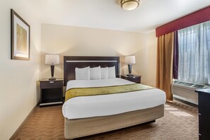 Blackout curtains, iron/ironing board, rollaway beds - Best Western Luxury Inn (Tracy)