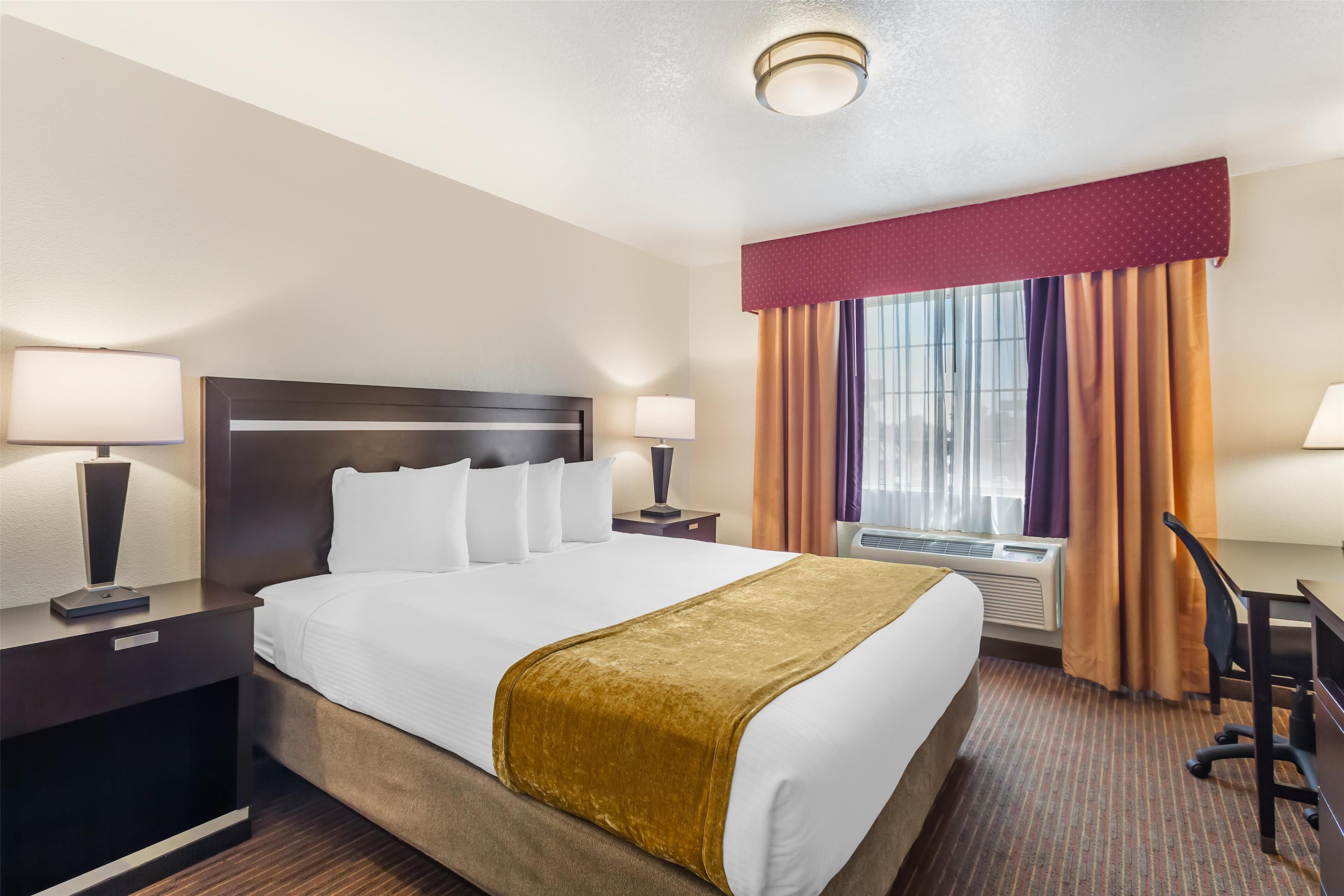 Foto - Best Western Luxury Inn