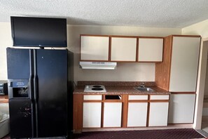 Fridge, microwave