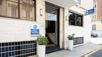 Overnatningsstedets indgangsparti