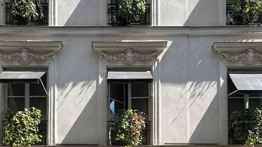 Le Burgundy Paris