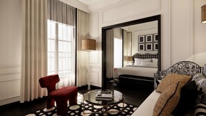 Junior Suite | Premium bedding, minibar, in-room safe, desk - Le Burgundy Paris (Paris)