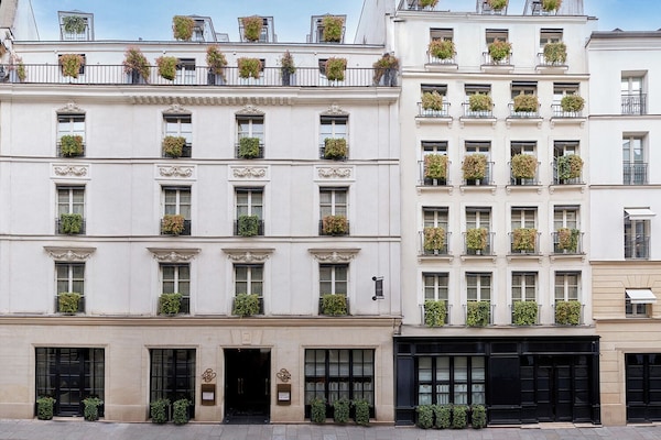 Bagian depan properti