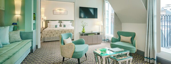 Superior Suite | Living area