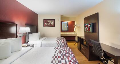 Red Roof Inn Cincinnati East - Beechmont