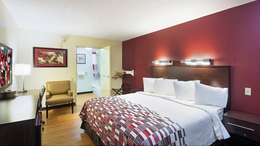 Red Roof Inn Cincinnati East - Beechmont