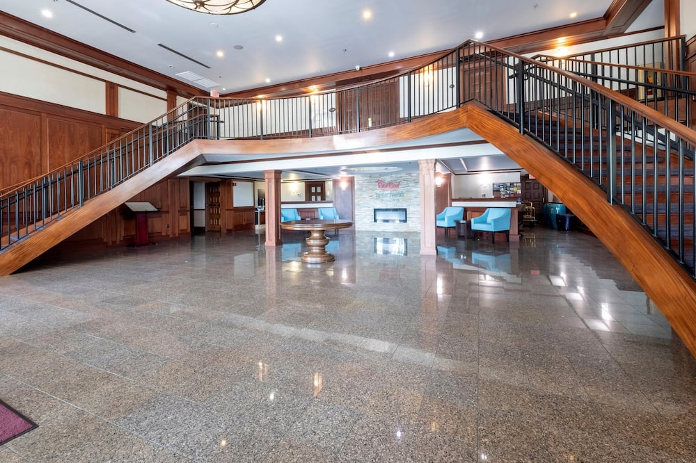 Red Roof Inn & Suites Wilmington - New Castle