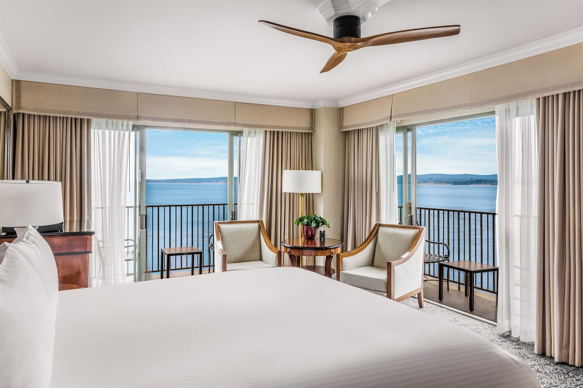 room, 1 king bed, balcony, ocean view (corner) | premium bedding, in-room safe, individually decorated