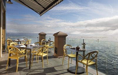 Monterey Plaza Hotel & Spa