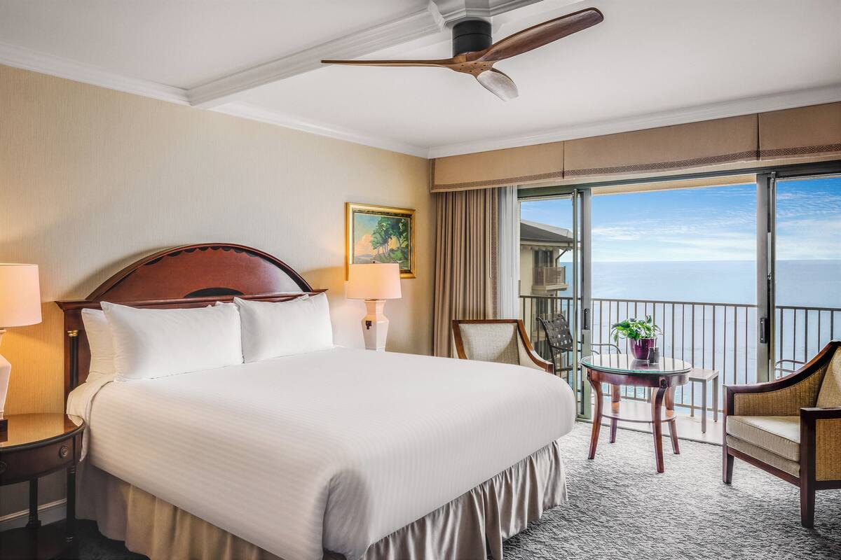 Room, 1 King Bed, Balcony, Ocean View | Premium bedding, in-room safe, desk, blackout drapes