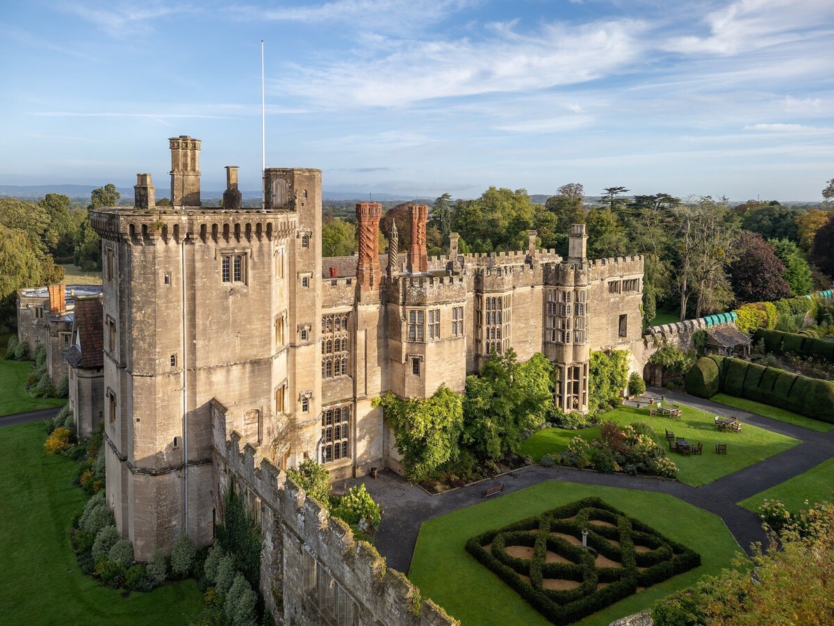Castle Hotels in England: Thornbury Castle | hotels.com