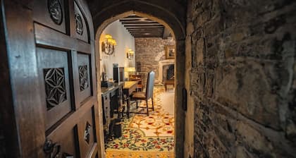 Thornbury Castle, Relais & Châteaux