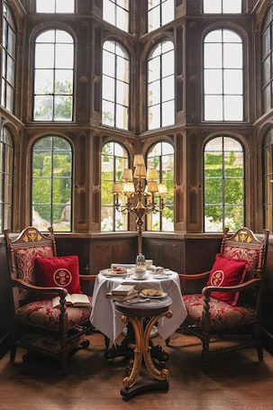 Food and drink. Thornbury Castle, Relais & Châteaux