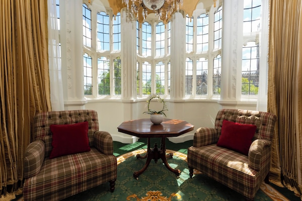 Dobbeltrom – superior | Sengetøy av topp kvalitet, individuelt dekorert og individuelt innredet