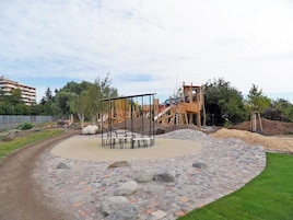 Área de juegos infantiles al aire libre