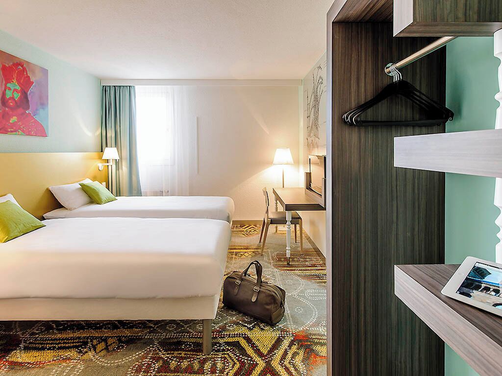 Comfort-Doppelzimmer, 2 Einzelbetten | Schreibtisch, laptopgeeigneter Arbeitsplatz, Verdunkelungsvorhänge