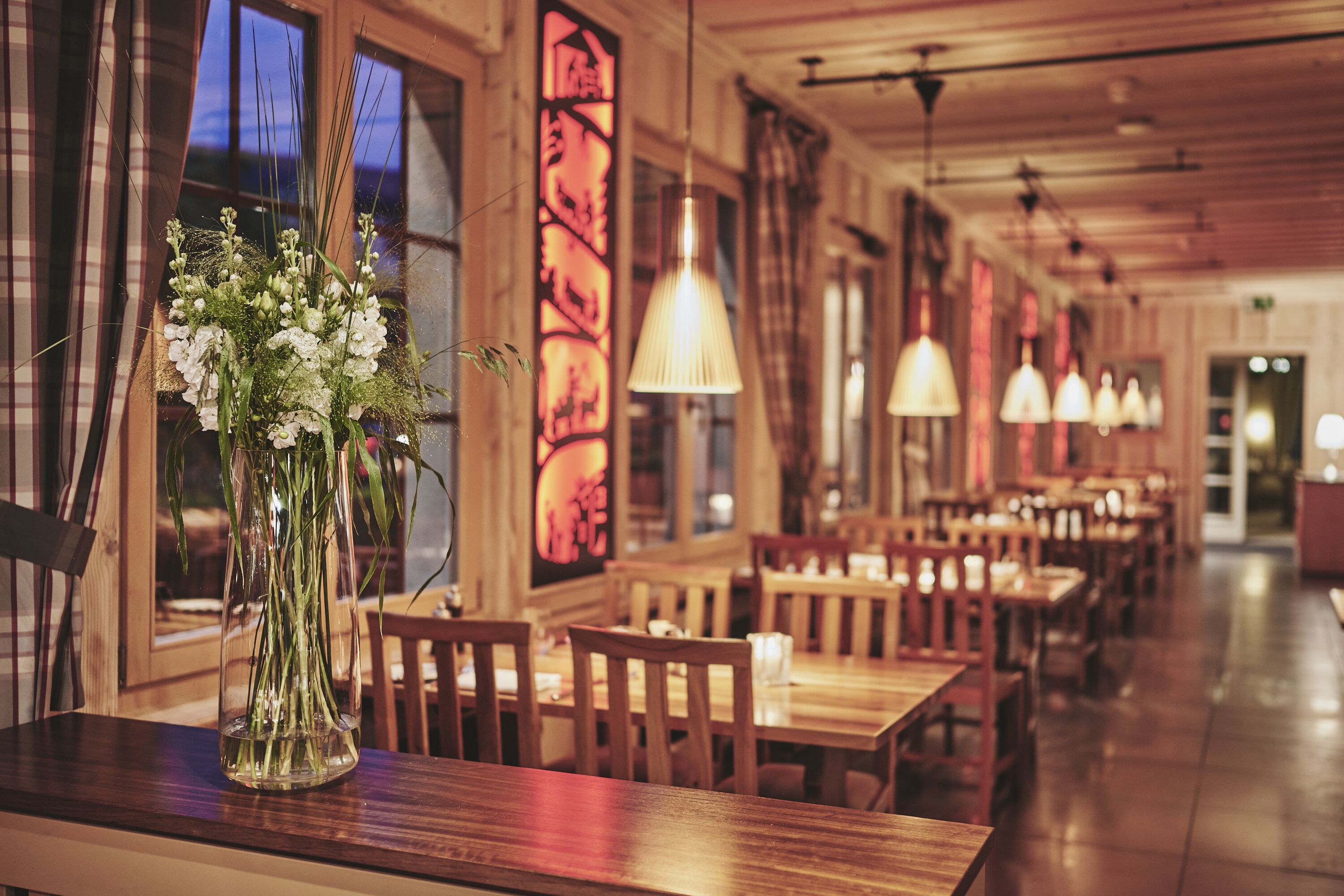 breakfast, dinner served; local cuisine, al fresco dining