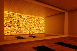 Yoga - Balcomo, a Ramada by Wyndham (Penticton)
