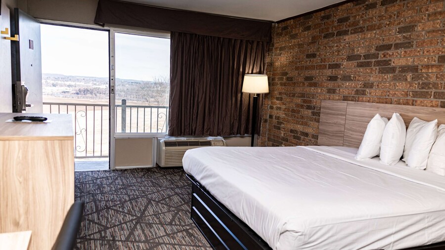 Days Inn by Wyndham Batesville AR