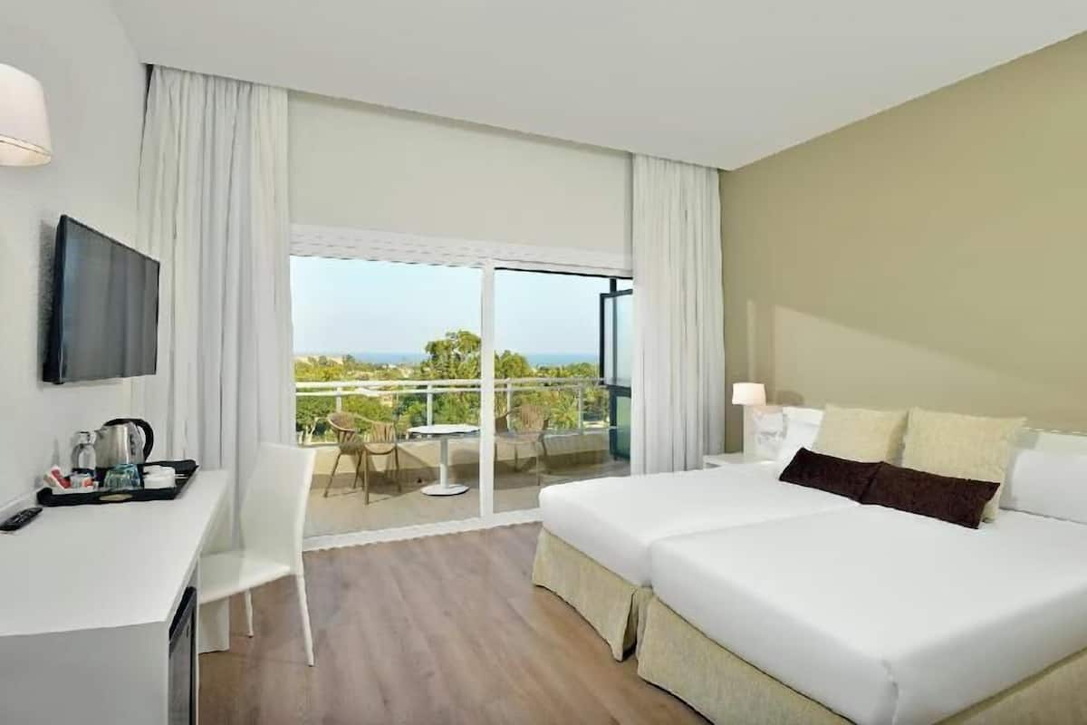 Schreibtisch, Bügeleisen/Bügelbrett, kostenloses WLAN, Bettwäsche