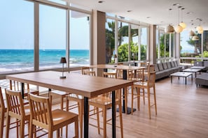 2 restaurants, breakfast served - Sol Marbella Estepona - Atalaya Park (Estepona)