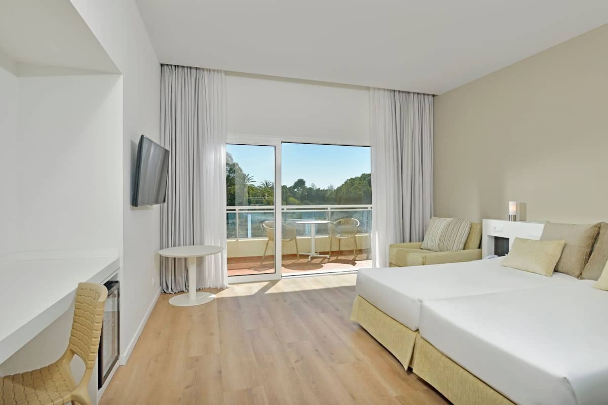 Schreibtisch, Bügeleisen/Bügelbrett, kostenloses WLAN, Bettwäsche