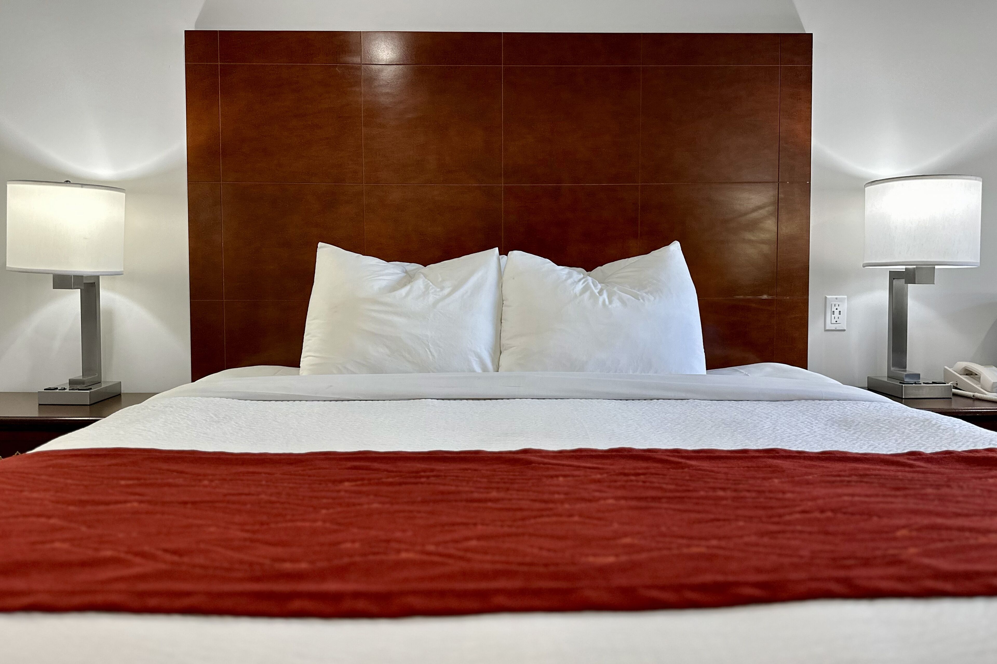 down duvets, in-room safe, desk, iron/ironing board